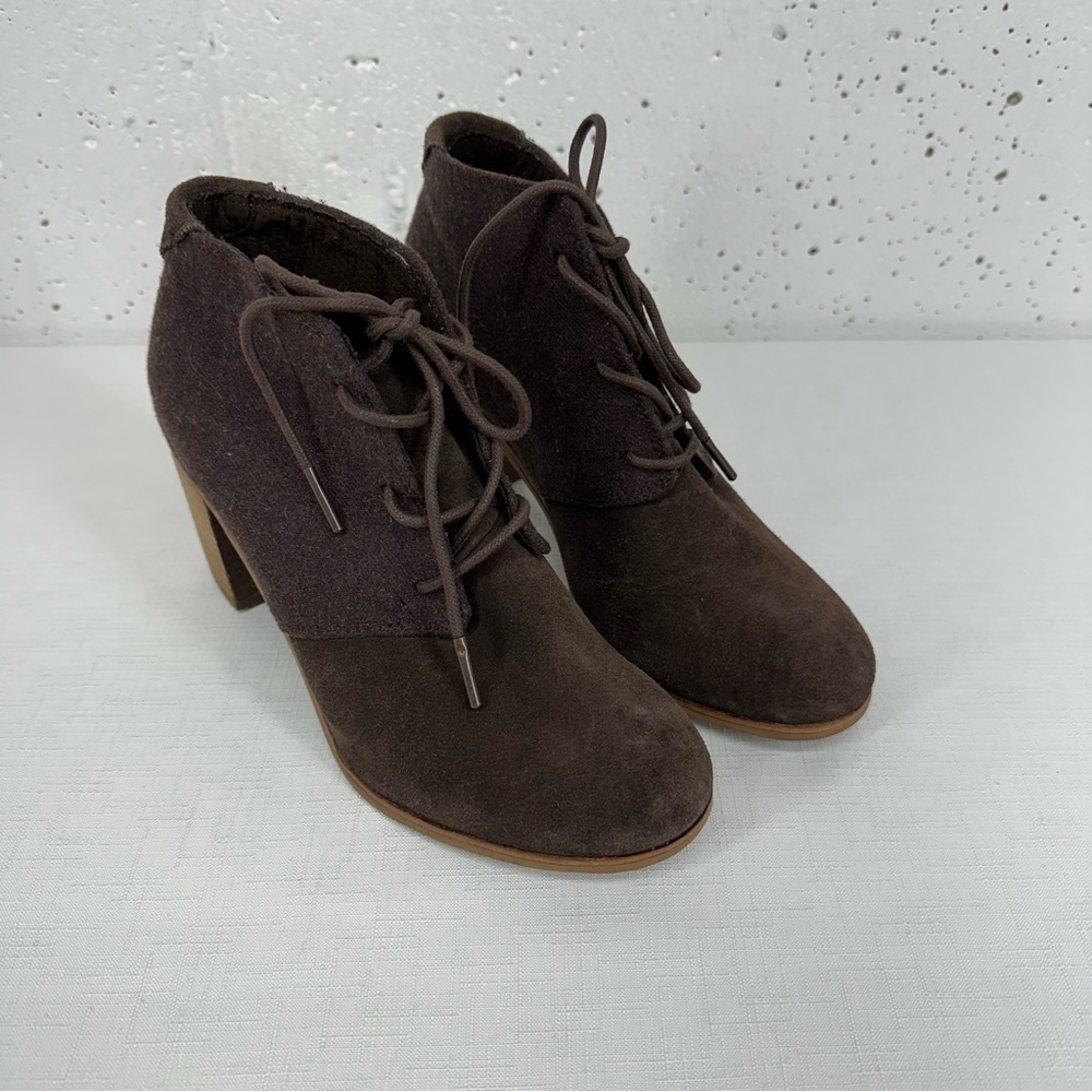 Toms Women’s size 7.5 Lunata Chocolate Brown Lace Up Bootie Ankle Boots